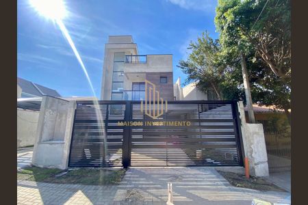 2_photo/94dcfcaa0f.c4a0bdba0b5cdebe-ATLAS-0c32db8d-a5d2-4191-9c98-3b8be80083aa.jpg de casa à venda com 3 quartos, 141m² em Capão Raso, Curitiba