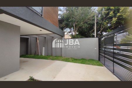 4_photo/94dcfcaa0f.c4a0bdba0b5cdebe-ATLAS-9fa29d2a-4f9c-43be-8d2e-49bb4c0cbf3e.jpg de casa à venda com 0 quarto, 141m² em Capão Raso, Curitiba