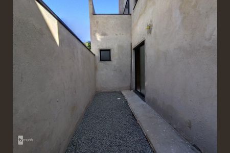 12_photo/94dcfcaa0f.ff8bc8ff8f299a91-ATLAS-39ba85e2-5292-4369-a1a2-a10de94c5cb6.jpg de casa à venda com 3 quartos, 141m² em Capão Raso, Curitiba