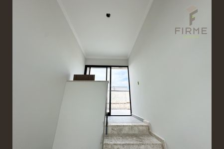 5_photo/94dcfcaa0f.ff8bc8ff8f299a91-ATLAS-eec1b4c1-008f-46f7-a634-8b56ffb8d608.jpg de casa à venda com 3 quartos, 191m² em Capão Raso, Curitiba