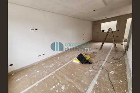 14_photo/94dcfcaa11.c41af136bb66e0e8-ATLAS-0a83efb3-b2a6-4fcd-a12f-6a6523e10796.jpg de casa à venda com 0 quarto, 115m² em Capão Raso, Curitiba