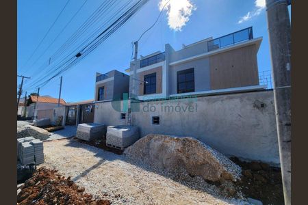 3_photo/94dcfcaa11.c41af136bb66e0e8-ATLAS-89003984-22e5-42b7-a51e-160bb35b97ac.jpg de casa à venda com 0 quarto, 115m² em Capão Raso, Curitiba