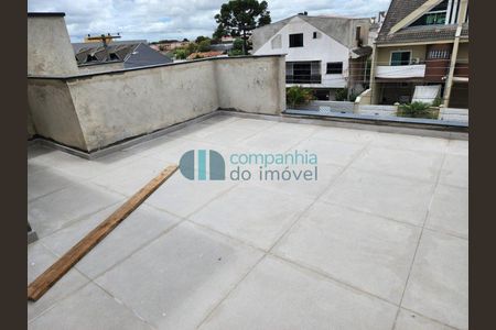 28_photo/94dcfcaa11.c41af136bb66e0e8-ATLAS-ef64a7e3-b8ad-4f78-a219-262aa4b9fa37.jpg de casa à venda com 0 quarto, 115m² em Capão Raso, Curitiba