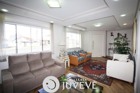 6_photo/94dcfcaa29.131c711fc740dfc3-ATLAS-58688c3d-1ee6-4fd2-aeb8-3e1cc36e56ef.jpg de casa à venda com 3 quartos, 300m² em Capão Raso, Curitiba