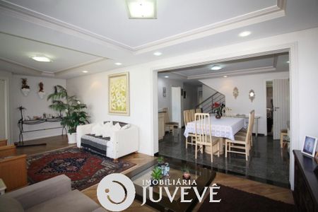 3_photo/94dcfcaa29.131c711fc740dfc3-ATLAS-c4ae7dab-eece-4a99-a3ea-1b5f9a9ba07d.jpg de casa à venda com 3 quartos, 300m² em Capão Raso, Curitiba