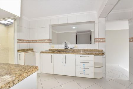 44_photo/94dcfcaa6b.e6c5309fd1607d84-ATLAS-0e2ca5f5-22e4-494a-9ce9-0c210600d335.jpg de casa à venda com 4 quartos, 270m² em Capão Raso, Curitiba