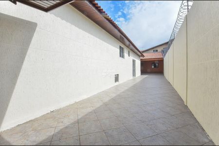 8_photo/94dcfcaa6b.e6c5309fd1607d84-ATLAS-2f2f89dc-3cc7-4858-9d89-8e0c1e16267a.jpg de casa à venda com 4 quartos, 270m² em Capão Raso, Curitiba