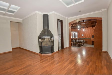 22_photo/94dcfcaa6b.e6c5309fd1607d84-ATLAS-5aca52c8-99dc-4347-be2d-8f84cbf827d5.jpg de casa à venda com 4 quartos, 270m² em Capão Raso, Curitiba