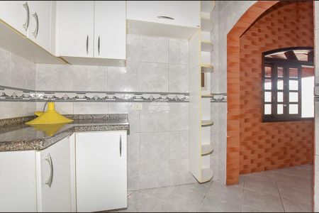 19_photo/94dcfcaa6b.e6c5309fd1607d84-ATLAS-cf1a5eab-95f6-43e7-b8ae-aaf55dc57744.jpg de casa à venda com 4 quartos, 270m² em Capão Raso, Curitiba