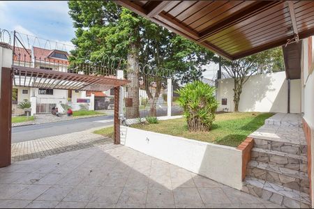 7_photo/94dcfcaa6b.e6c5309fd1607d84-ATLAS-e2998918-31ff-42ba-a150-6d6ebff58b63.jpg de casa à venda com 4 quartos, 270m² em Capão Raso, Curitiba