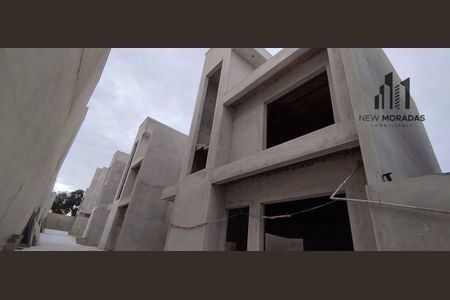 6_photo/94dcfcaa71.8e927f3430f5a69c-ATLAS-3c5ab53b-04a7-47dd-8fcf-e11e57b598b5.jpg de casa à venda com 3 quartos, 129m² em Capão Raso, Curitiba