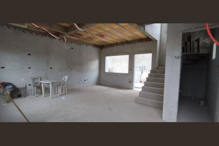 5_photo/94dcfcaa71.8e927f3430f5a69c-ATLAS-64c27c2c-e6d1-462c-8c2b-9582059525cc.jpg de casa à venda com 3 quartos, 129m² em Capão Raso, Curitiba