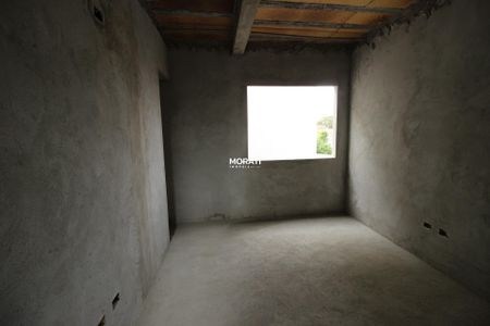 5_photo/94dcfcaa71.8e927f3430f5a69c-ATLAS-b8969059-9b38-4c5d-a68d-e03d298e344f.jpg de casa à venda com 3 quartos, 129m² em Capão Raso, Curitiba