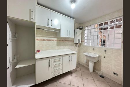 11_photo/94dcfcaa85.17fdfd09211f5d4b-ATLAS-b141865d-04bf-426e-aaf0-311267f77e36.jpg de casa à venda com 3 quartos, 128m² em Capão Raso, Curitiba