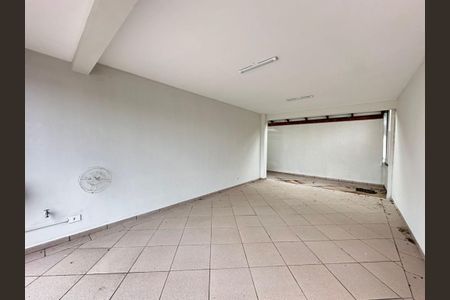 3_photo/94dcfcaa85.17fdfd09211f5d4b-ATLAS-b94c3d7f-debc-43bb-b5cd-f78ba6f9e05e.jpg de casa à venda com 3 quartos, 128m² em Capão Raso, Curitiba