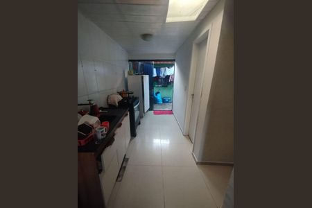 17_photo/94dcfcaab3.6bc6d6e3d41508d6-ATLAS-5c8c1e20-e047-4bab-b626-a05cd00bf780.jpg de casa à venda com 2 quartos, 48m² em Novo Mundo, Curitiba