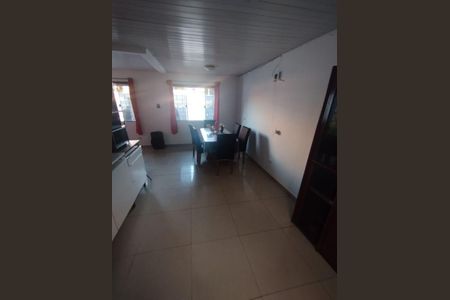 15_photo/94dcfcaab3.6bc6d6e3d41508d6-ATLAS-757c2a6c-96e9-4579-aaad-d2f558817d37.jpg de casa à venda com 2 quartos, 48m² em Novo Mundo, Curitiba