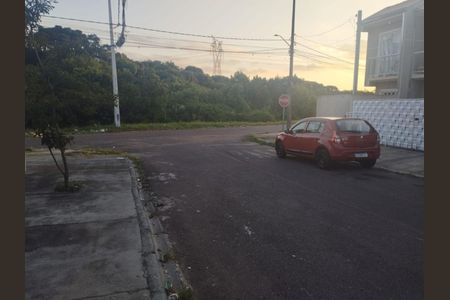 29_photo/94dcfcaab3.6bc6d6e3d41508d6-ATLAS-b20b7931-0d67-491d-9a63-aa4ff27aa0d7.jpg de casa à venda com 2 quartos, 48m² em Novo Mundo, Curitiba