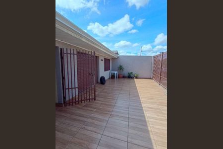 9_photo/94dcfcaab5.12fe5f5ebb6d84ec-ATLAS-ca79e7b0-d07d-42d0-ac4e-f1c1706b0f3a.jpg de casa à venda com 3 quartos, 245m² em Novo Mundo, Curitiba