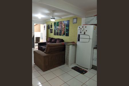 10_photo/94dcfcaab5.685d11884b71404d-ATLAS-afb4dd85-b4ed-43dd-9ef1-faa10fd4b5cb.jpg de casa à venda com 2 quartos, 65m² em Novo Mundo, Curitiba