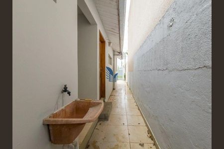 8_photo/94dcfcab6f.2166fbebe8fc1b24-ATLAS-5ccd9056-72ae-4520-beb1-8c94d52d1dfb.jpg de casa para alugar com 1 quarto, 50m² em Capão Raso, Curitiba