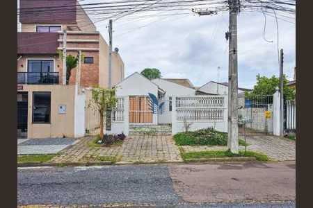 2_photo/94dcfcab6f.2166fbebe8fc1b24-ATLAS-be73ce24-16d3-456d-bb9e-c4eabf96f991.jpg de casa para alugar com 1 quarto, 50m² em Capão Raso, Curitiba