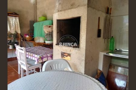 10_photo/94dcfcab99.e4f3ef45a7b35f47-ATLAS-4e9f9a2f-79e5-491b-b012-46498dae61bb.jpg de casa à venda com 3 quartos, 202m² em Capão Raso, Curitiba