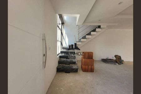 8_photo/94dcfcac45.324c7f7071ebb889-ATLAS-efd28075-353a-43d3-a155-8f2234d0e74e.jpg de casa à venda com 3 quartos, 134m² em Capão Raso, Curitiba