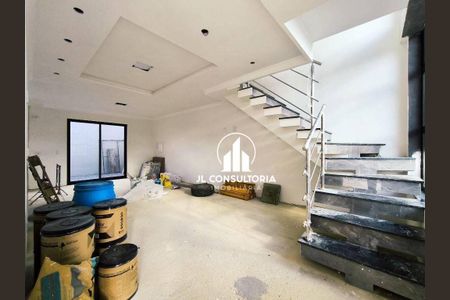 2_photo/94dcfcac45.62ac3b1ab9a3af70-ATLAS-b8a9c2d5-45a3-4e65-b9b1-66bf3349449e.jpg de casa à venda com 4 quartos, 172m² em Capão Raso, Curitiba