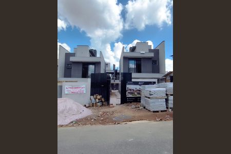 3_photo/94dcfcac49.10655cb5bd00a8f7-ATLAS-a9f4d19e-fd2e-4d81-877b-997e8be369d3.jpg de casa à venda com 3 quartos, 134m² em Capão Raso, Curitiba