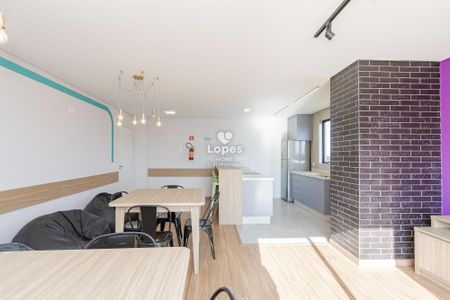 30_photo/94dcfcac57.23fd06975b04e6e2-ATLAS-d3b04dd3-a3e2-4e27-87a2-aed1da6fa23f.jpg de apartamento à venda com 2 quartos, 45m² em Capão Raso, Curitiba