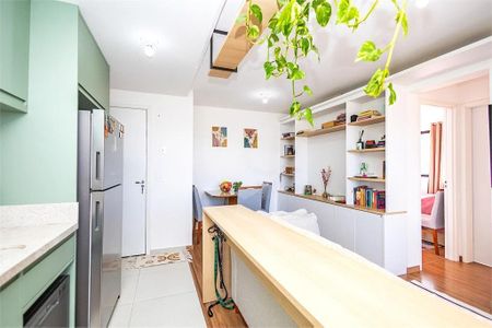 12_photo/94dcfcac57.d5a0f355ba531730-ATLAS-e304efcd-2822-4a90-90b3-450f25d2ef14.jpg de apartamento à venda com 2 quartos, 44m² em Capão Raso, Curitiba