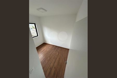 36_photo/94dcfcac57.d70e7eae2b930113-ATLAS-3303eeb2-8a77-4e79-8f51-5d7a309ca502.jpg de apartamento à venda com 2 quartos, 45m² em Capão Raso, Curitiba