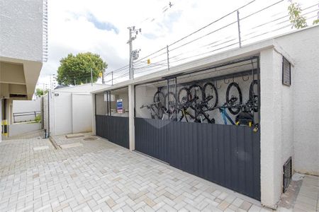 37_photo/94dcfcac57.d70e7eae2b930113-ATLAS-6d84433e-0c67-4a00-aeaf-91d4e53f314a.jpg de apartamento à venda com 2 quartos, 45m² em Capão Raso, Curitiba