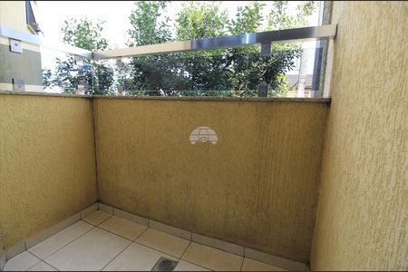 2_photo/94dcfcac5d.98a2f1197ddc2320-ATLAS-48b28440-aaf0-4d4e-b088-3c9bd989c320.jpg de casa à venda com 3 quartos, 165m² em Capão Raso, Curitiba