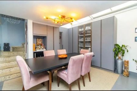 9_photo/94dcfcace5.6f26a20cbbfe3675-ATLAS-1e08e8a9-af81-45f2-95f6-6b6ef2ccc77b.jpg de casa à venda com 3 quartos, 86m² em Capão Raso, Curitiba