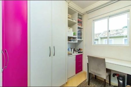 5_photo/94dcfcace5.6f26a20cbbfe3675-ATLAS-678c7a84-9f77-4494-8579-e3b3fb3b0e2b.jpg de casa à venda com 3 quartos, 86m² em Capão Raso, Curitiba