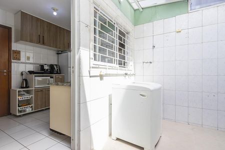 2_photo/94dcfcaceb.fc3124ead6c5d417-ATLAS-074e4027-71ca-43cb-9a0b-100c52554de5.jpg de casa à venda com 3 quartos, 125m² em Capão Raso, Curitiba