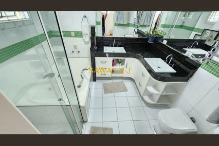 7_photo/94dcfcad1d.7a37549eceeba21f-ATLAS-7165fcf6-cc00-4b5d-ba9b-639b5fead0c7.jpg de casa à venda com 3 quartos, 206m² em Capão Raso, Curitiba