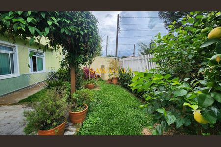 37_photo/94dcfcad1d.7a37549eceeba21f-ATLAS-b0ec98d8-b97b-435e-be9f-28cd88e3c062.jpg de casa à venda com 3 quartos, 206m² em Capão Raso, Curitiba