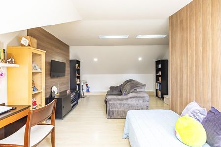 7_photo/94dcfcad3b.b60f5a7682bed42c-ATLAS-e20ae67c-e775-4133-a1d6-23c3a3faa033.jpg de casa à venda com 4 quartos, 165m² em Capão Raso, Curitiba