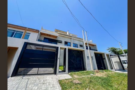 2_photo/94dcfcad81.e17343cf5b702f60-ATLAS-d1f7ea81-52fc-40ac-8438-e86b27f7ddfa.jpg de casa à venda com 3 quartos, 140m² em Capão Raso, Curitiba