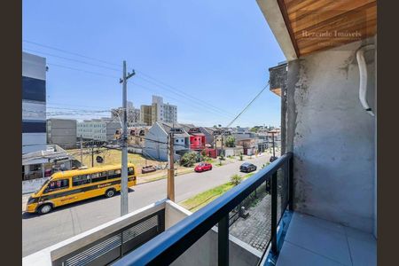 1_photo/94dcfcad81.efccb424372d873d-ATLAS-133c5e2a-a137-4dd6-b3a3-1ff18f9d56c2.jpg de casa à venda com 3 quartos, 140m² em Capão Raso, Curitiba