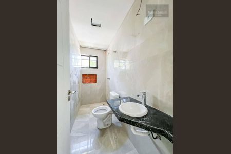 9_photo/94dcfcad81.efccb424372d873d-ATLAS-90196309-c7f8-40eb-b8f2-1c9c72ad192b.jpg de casa à venda com 3 quartos, 140m² em Capão Raso, Curitiba