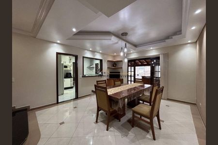 7_photo/94dcfcad9b.5643fbd61cecba51-ATLAS-5ac2b71d-d67c-4e1d-8f8b-95378591aeca.jpg de casa à venda com 5 quartos, 400m² em Capão Raso, Curitiba