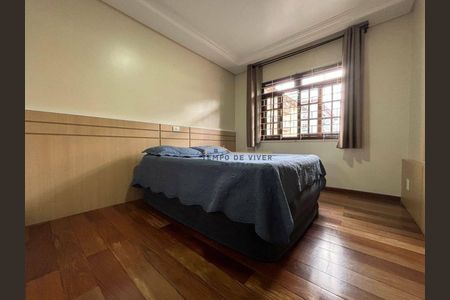 25_photo/94dcfcad9b.5643fbd61cecba51-ATLAS-cd8dc87c-44a2-4b9f-9f8d-b55649d8a525.jpg de casa à venda com 5 quartos, 400m² em Capão Raso, Curitiba