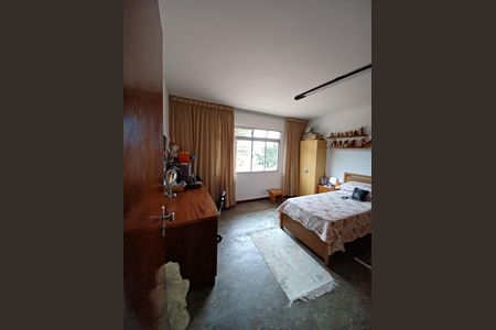 2_photo/94dcfcae0d.a15f321e408d66f6-ATLAS-e8ac7e30-8199-40b2-999c-fb4a3ee78508.jpg de casa à venda com 4 quartos, 285m² em Capão Raso, Curitiba