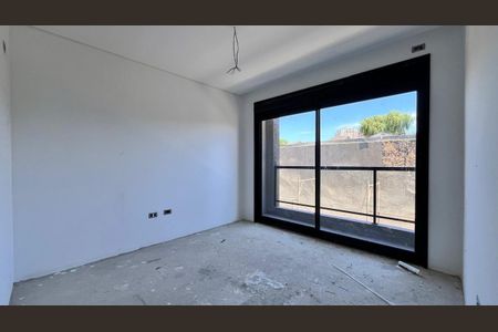 17_photo/94dcfcae61.7d44486df2fbe63f-ATLAS-a4abcc0e-e036-4163-9312-280cd3e80249.jpg de casa à venda com 3 quartos, 128m² em Capão Raso, Curitiba