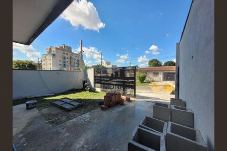 8_photo/94dcfcae63.b0d2f44e534b208d-ATLAS-21d16cdf-2a14-4b93-85f3-46629822ca47.jpg de casa à venda com 3 quartos, 117m² em Capão Raso, Curitiba