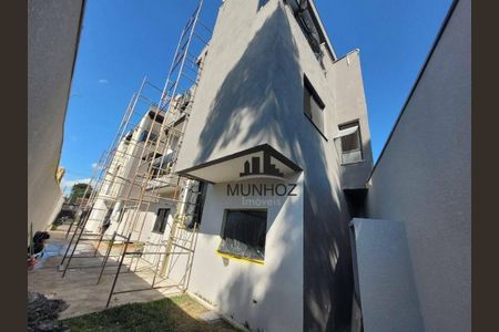 5_photo/94dcfcae63.b0d2f44e534b208d-ATLAS-2e5d4704-a4d4-471f-a5dd-ef2b3d44b625.jpg de casa à venda com 3 quartos, 117m² em Capão Raso, Curitiba